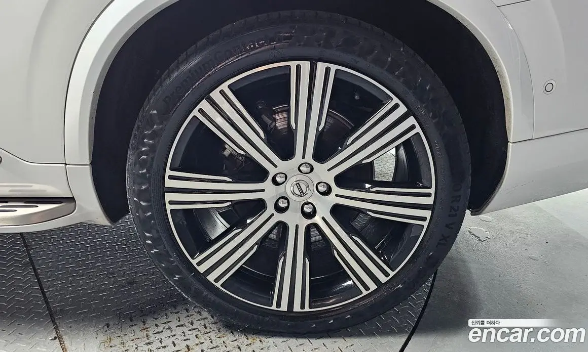 Volvo XC90 2023 2.0 автомат (гидро), фото 4
