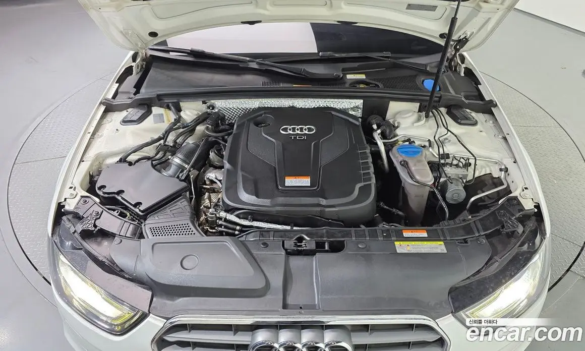 Audi A4 2014 2.0 автомат (гидро), фото 6