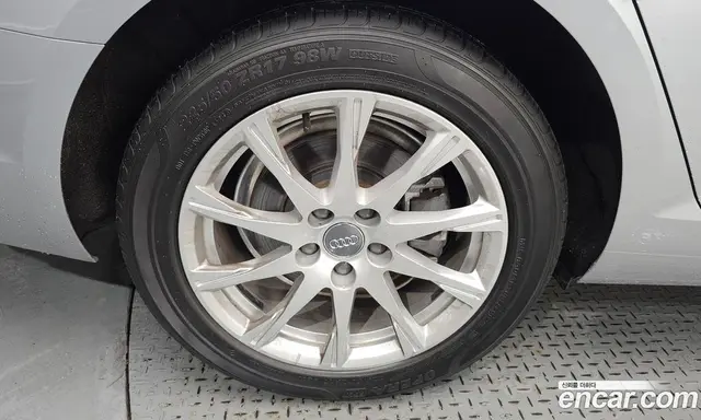 Audi A4 2018 2.0 автомат (гидро), миниатюра 5