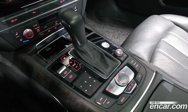 Audi A6 2018 2.0 автомат (гидро), миниатюра 12