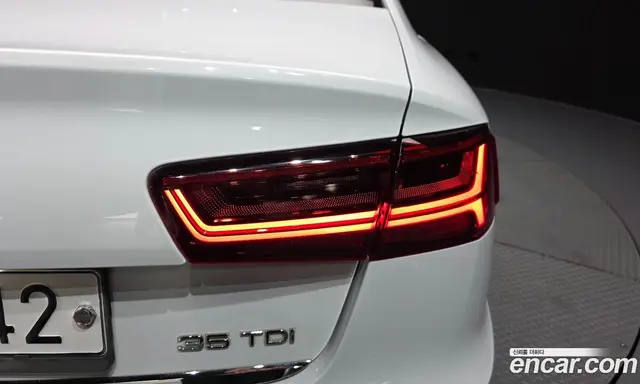 Audi A6 2018 2.0 автомат (гидро), миниатюра 9