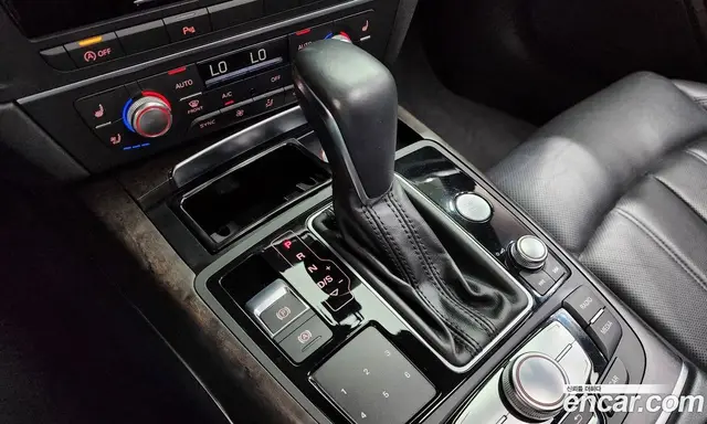 Audi A6 2018 2.0 автомат (гидро), миниатюра 9