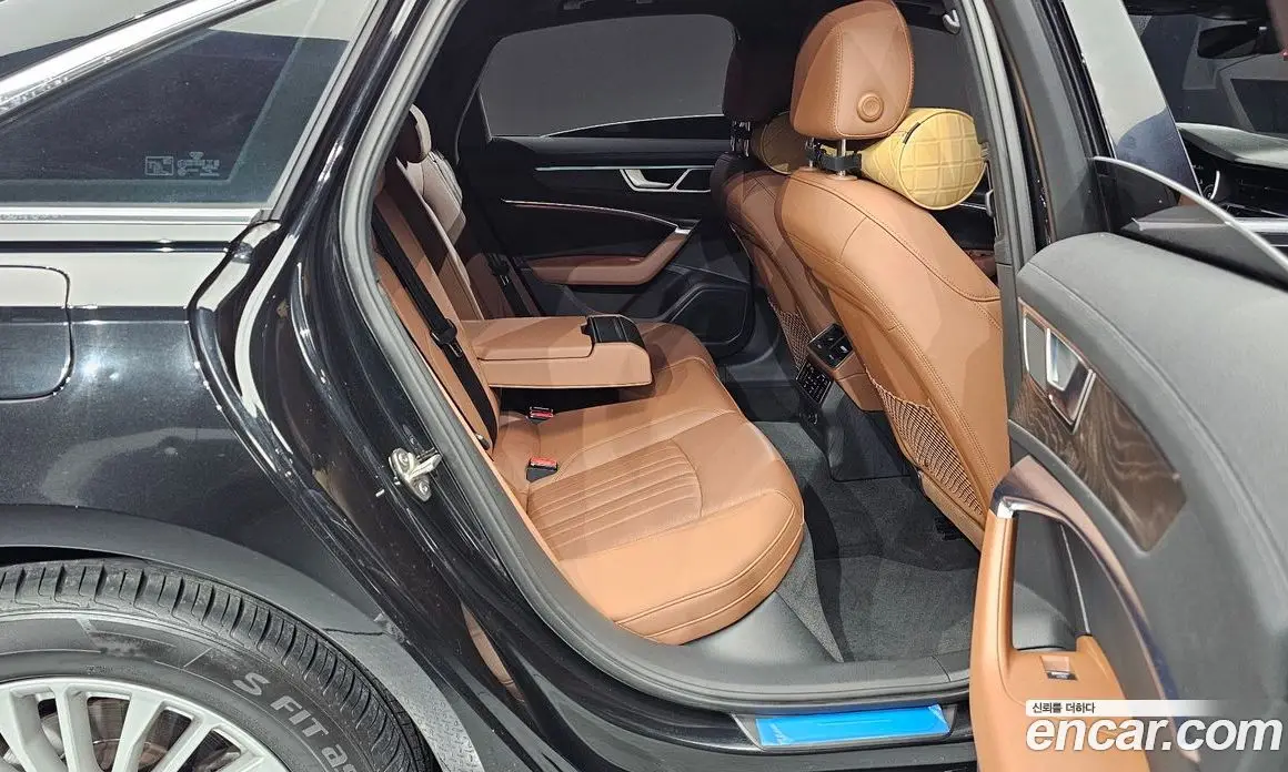 Audi A6 2020 2.0 автомат (гидро), фото 12