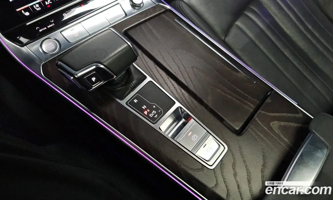 Audi A6 2020 2.0 автомат (гидро), фото 12