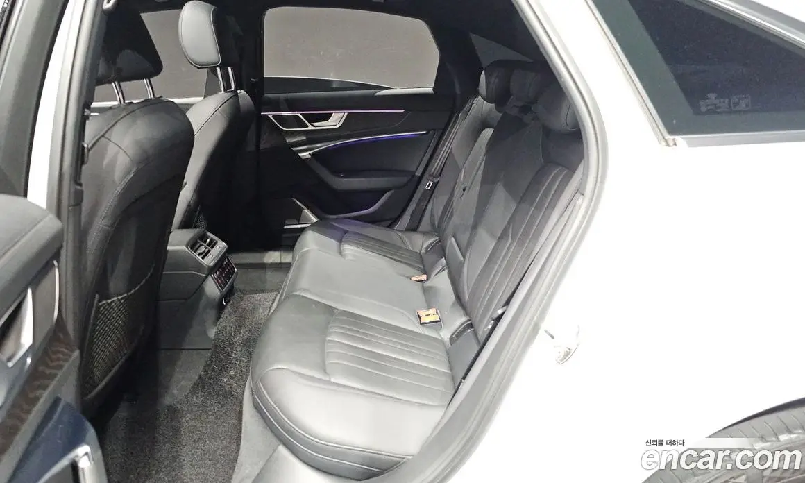 Audi A6 2020 2.0 автомат (гидро), фото 16