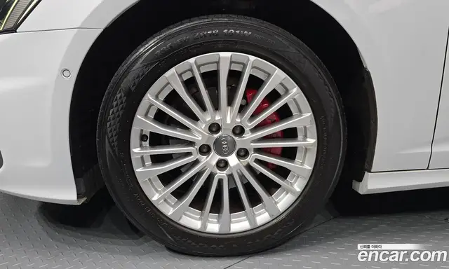 Audi A6 2020 2.0 автомат (гидро), миниатюра 5