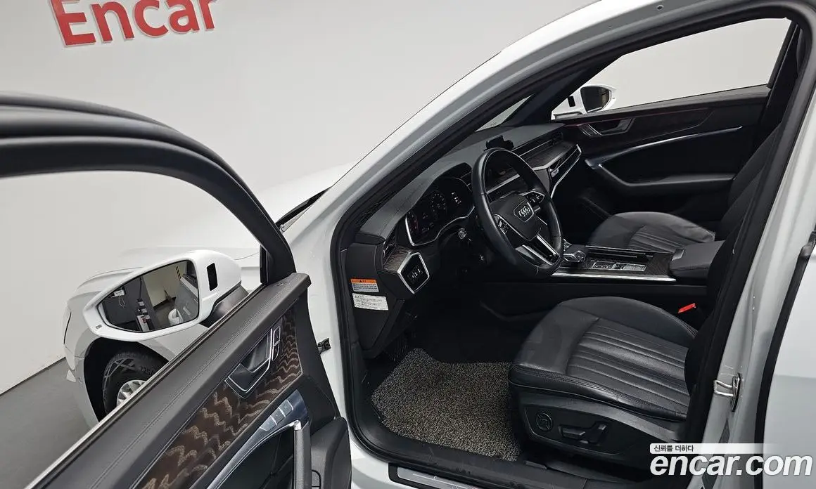 Audi A6 2021 2.0 автомат (гидро), фото 13