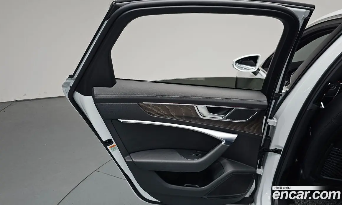 Audi A6 2021 2.0 автомат (гидро), фото 15