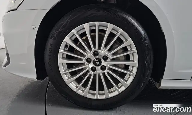 Audi A6 2021 2.0 автомат (гидро), миниатюра 5
