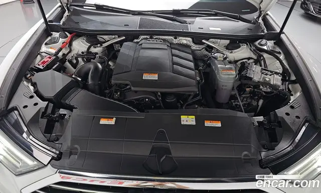 Audi A6 2021 2.0 автомат (гидро), миниатюра 6
