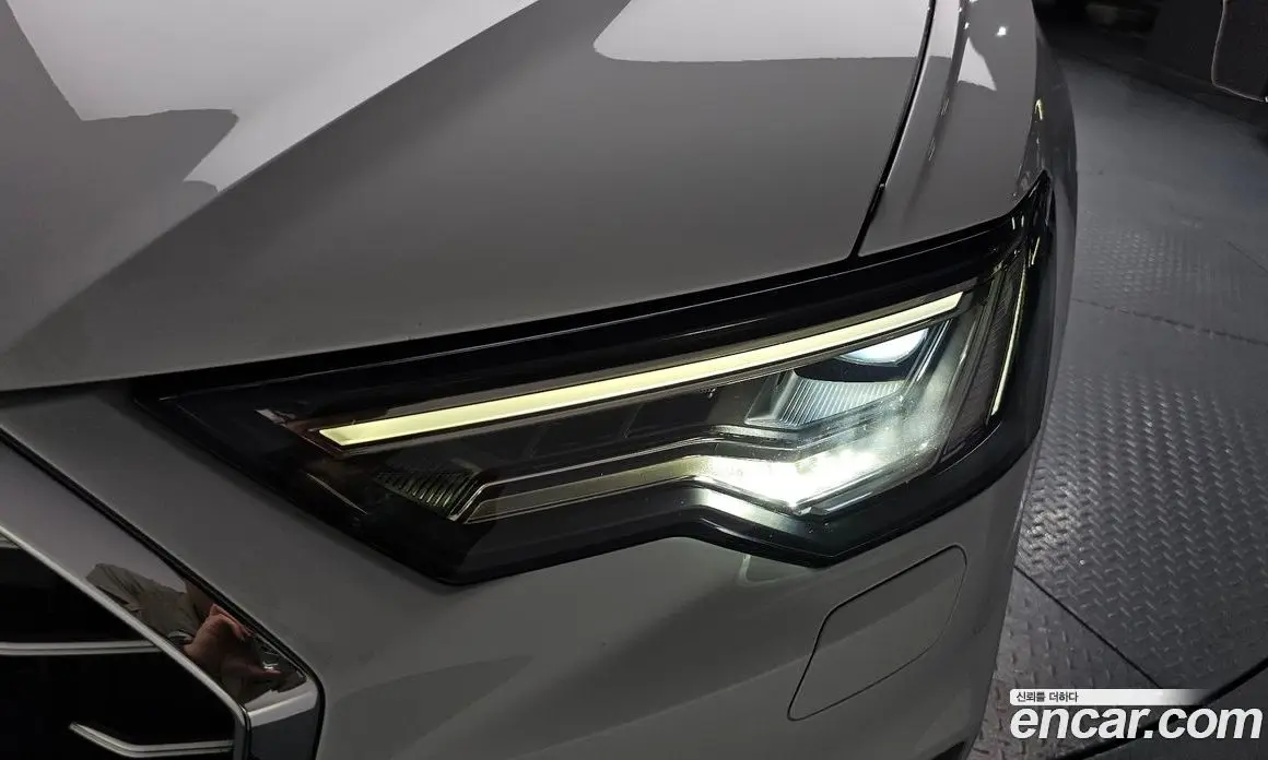 Audi A6 2021 2.0 автомат (гидро), фото 8