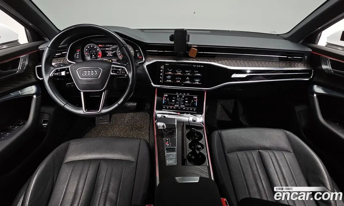 Audi A6 2021 2.0 автомат (гидро), фото 10