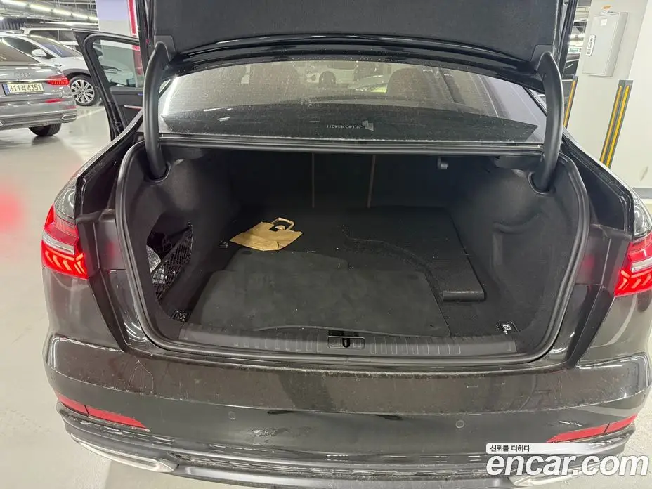 Audi A6 2021 2.0 автомат (гидро), фото 16