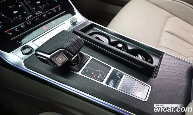 Audi A6 2022 2.0 автомат (гидро), миниатюра 9