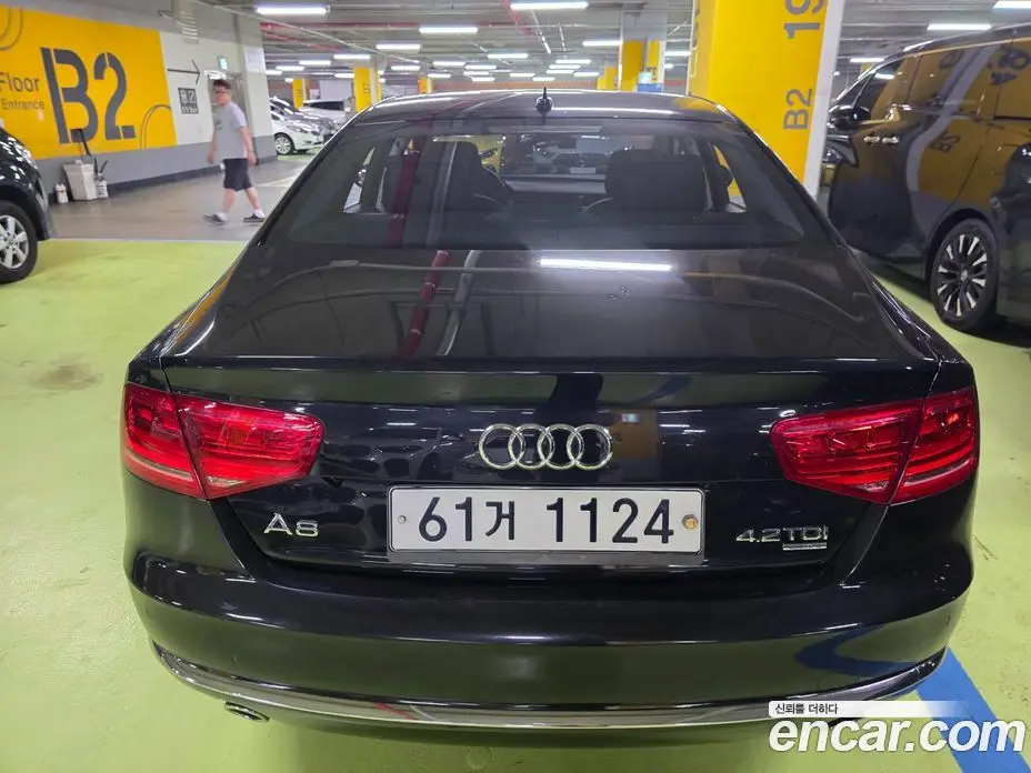 Audi A8 2013 4.1 автомат (гидро), фото 5