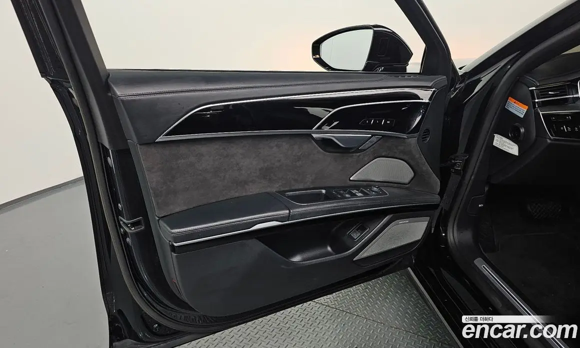 Audi A8 2021 3.0 автомат (гидро), фото 14