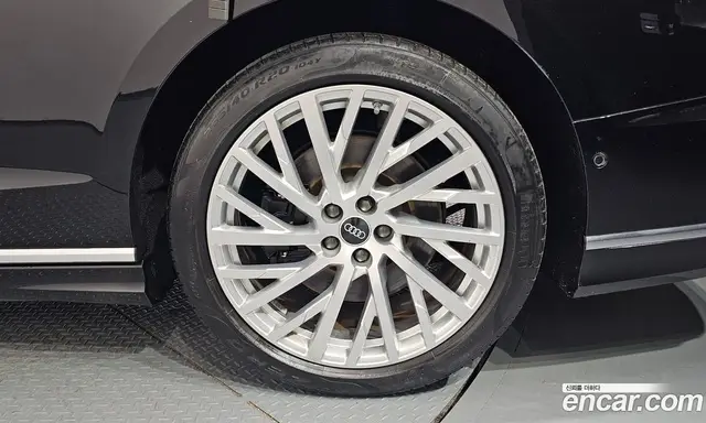 Audi A8 2021 3.0 автомат (гидро), миниатюра 7