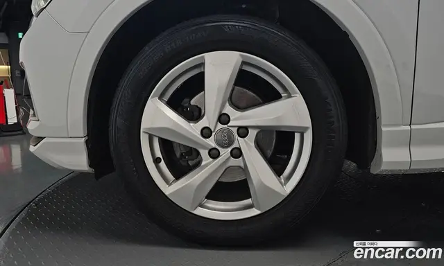 Audi Q3 2020 2.0 автомат (гидро), миниатюра 4