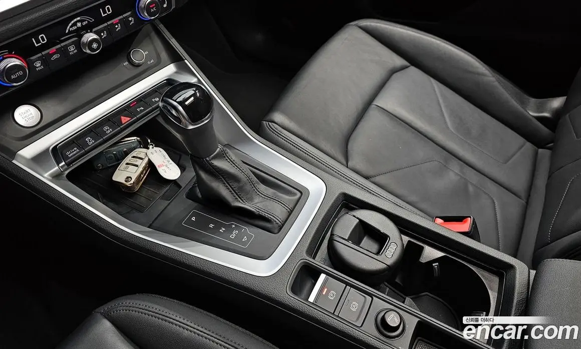 Audi Q3 2020 2.0 автомат (гидро), фото 12