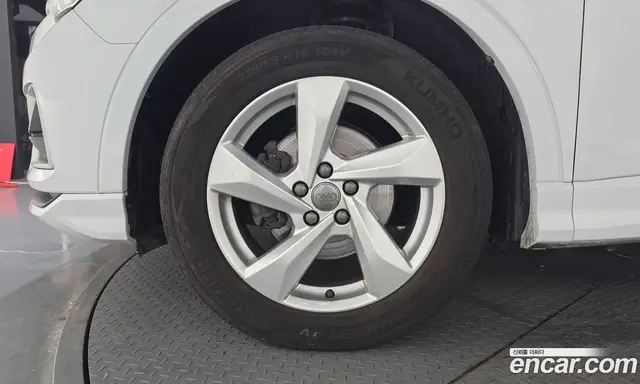 Audi Q3 2020 2.0 автомат (гидро), миниатюра 5