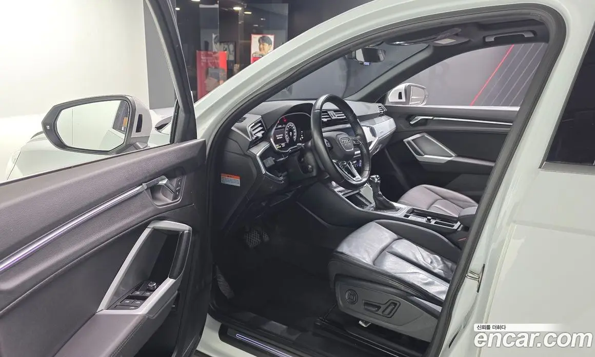Audi Q3 2020 2.0 автомат (гидро), фото 10