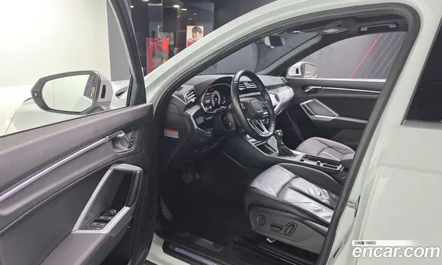 Audi Q3 2020 2.0 автомат (гидро), миниатюра 10