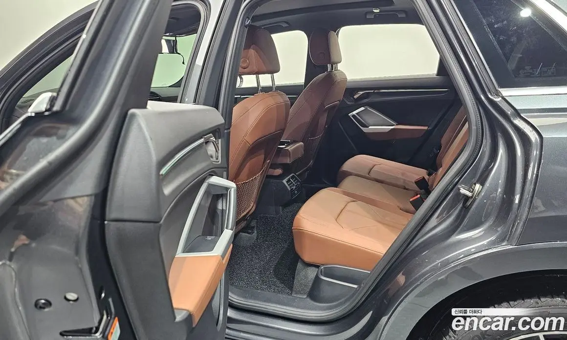 Audi Q3 2022 2.0 автомат (гидро), фото 17