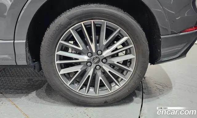 Audi Q3 2022 2.0 автомат (гидро), миниатюра 7