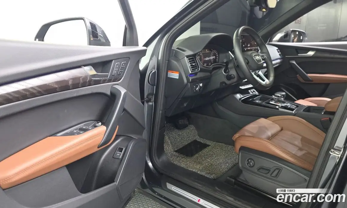 Audi Q5 2023 2.0 автомат (гидро), фото 12