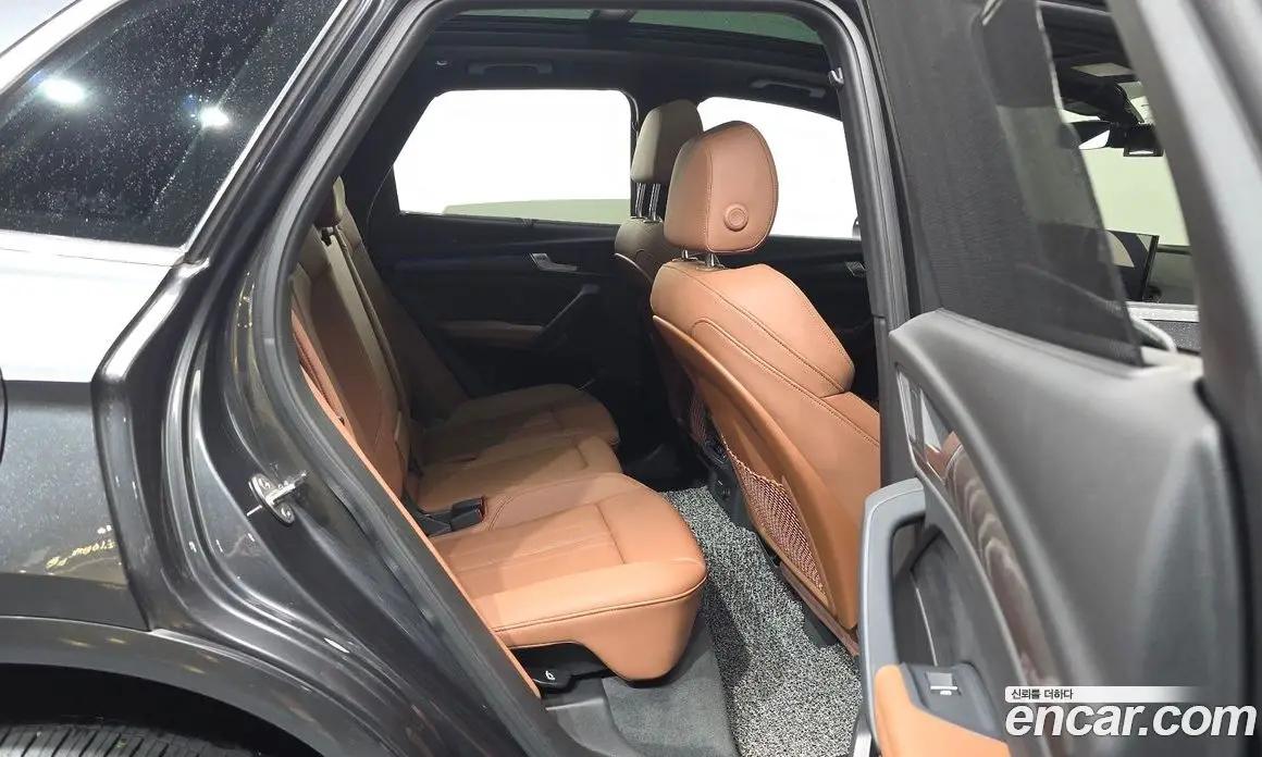 Audi Q5 2023 2.0 автомат (гидро), фото 17
