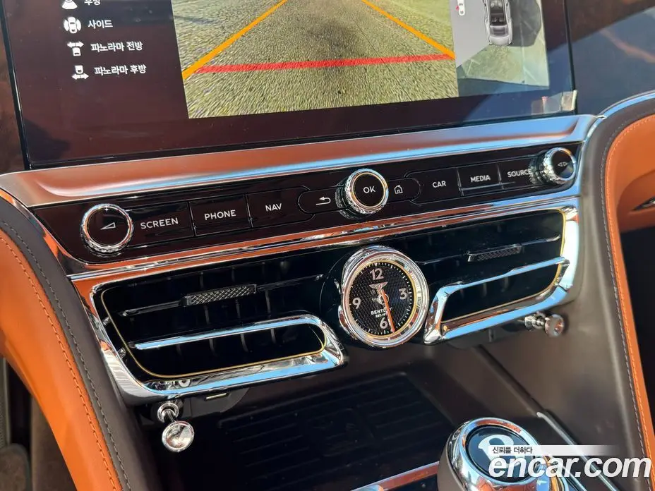 Bentley Flying Spur 2021 4.0 автомат (гидро), фото 16