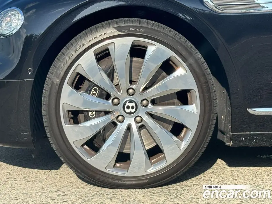 Bentley Flying Spur 2021 4.0 автомат (гидро), фото 5