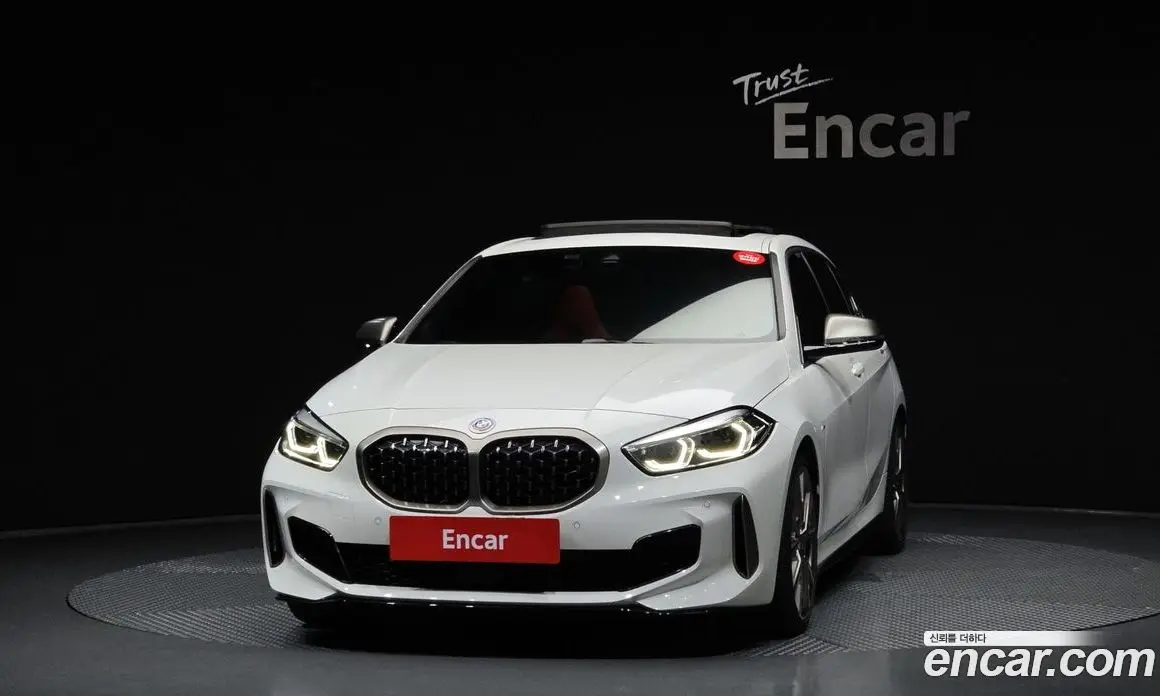 BMW 1 серия 2023 2.0 автомат (гидро), фото 3