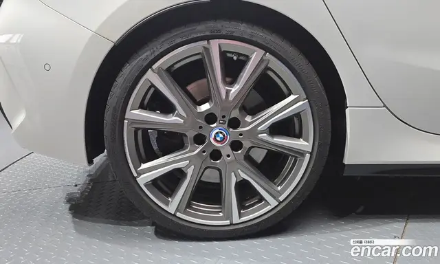 BMW 1 серия 2023 2.0 автомат (гидро), миниатюра 5