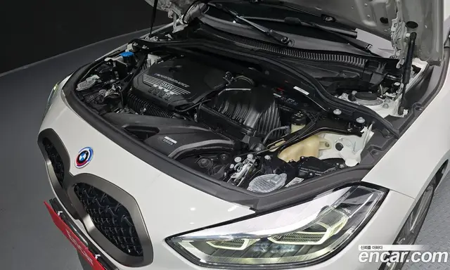 BMW 1 серия 2023 2.0 автомат (гидро), миниатюра 6
