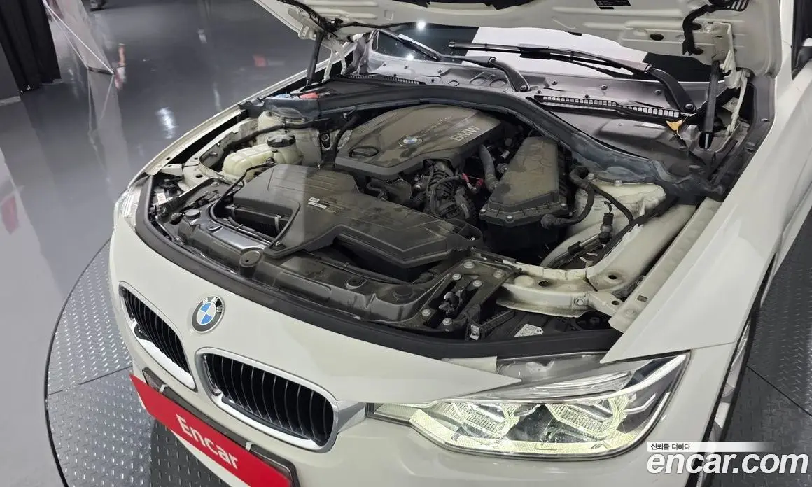 BMW 3 серия 2017 2.0 автомат (гидро), фото 5