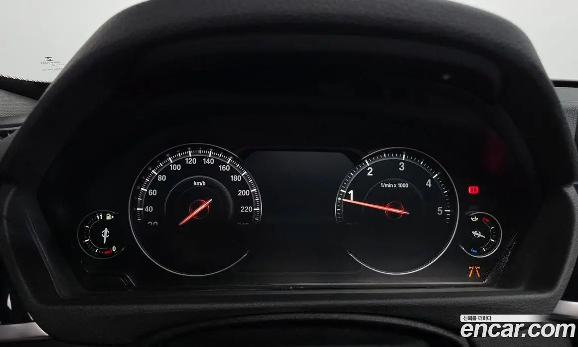 BMW 3 серия 2020 2.0 автомат (гидро), фото 8