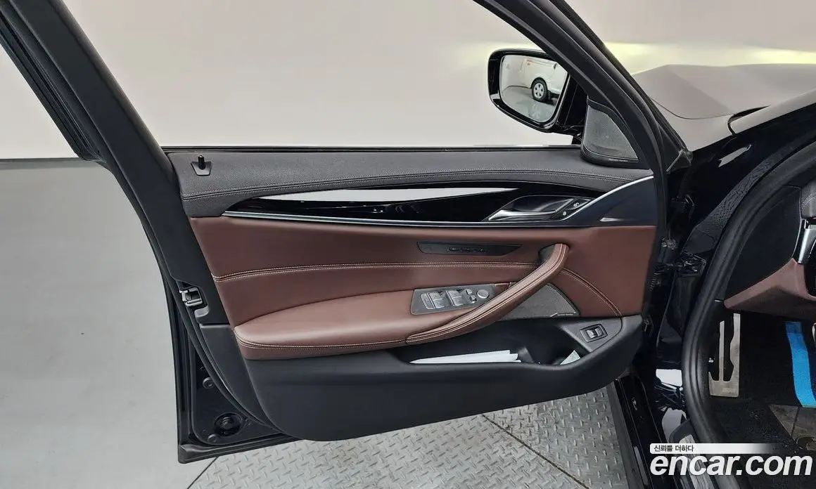 BMW 5 серия 2021 2.0 автомат (гидро), фото 14