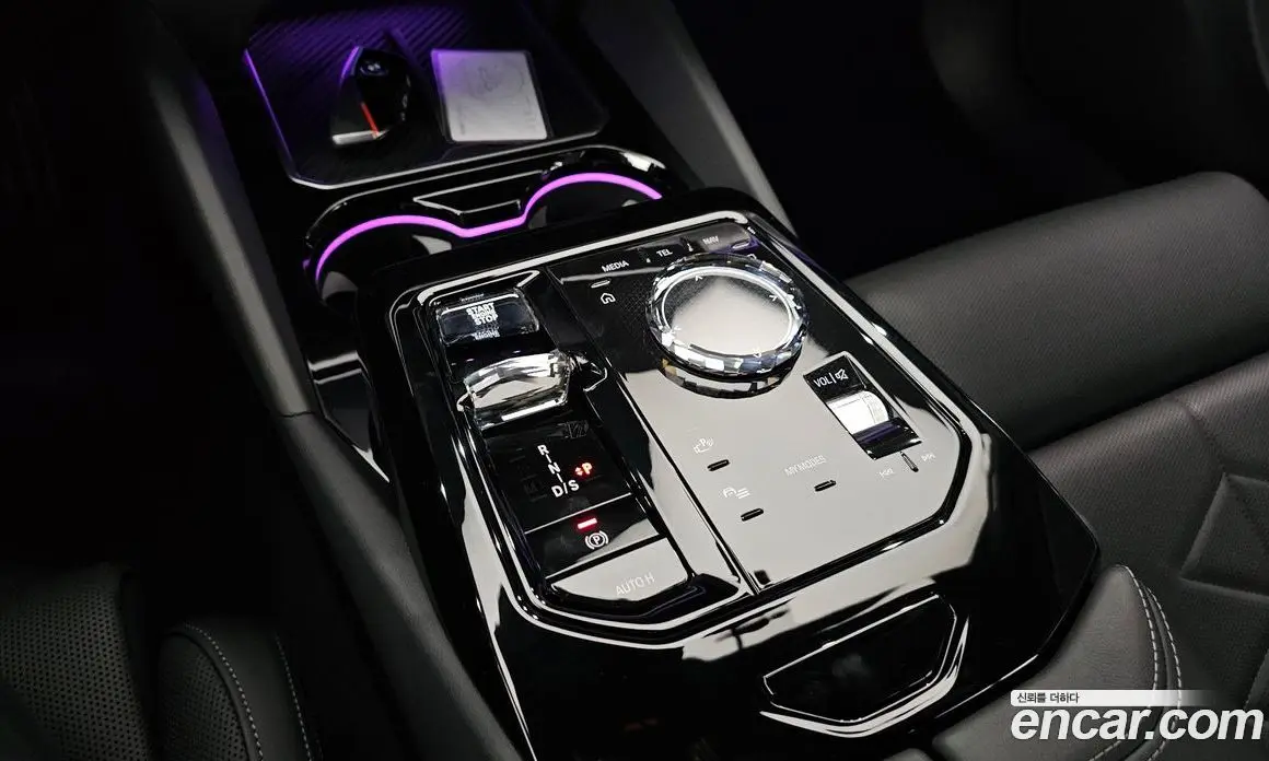 BMW 5 серия 2024 2.0 автомат (гидро), фото 12
