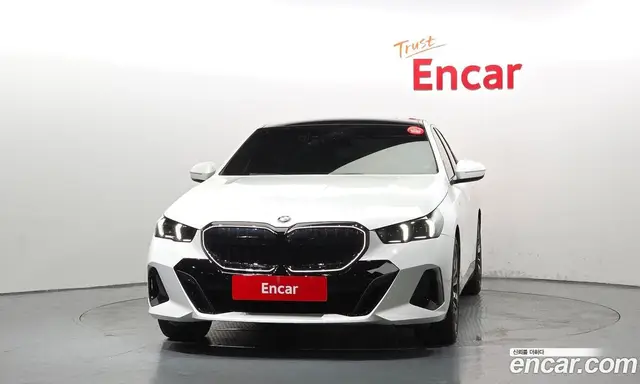 BMW 5 серия 2024 2.0 автомат (гидро), миниатюра 3