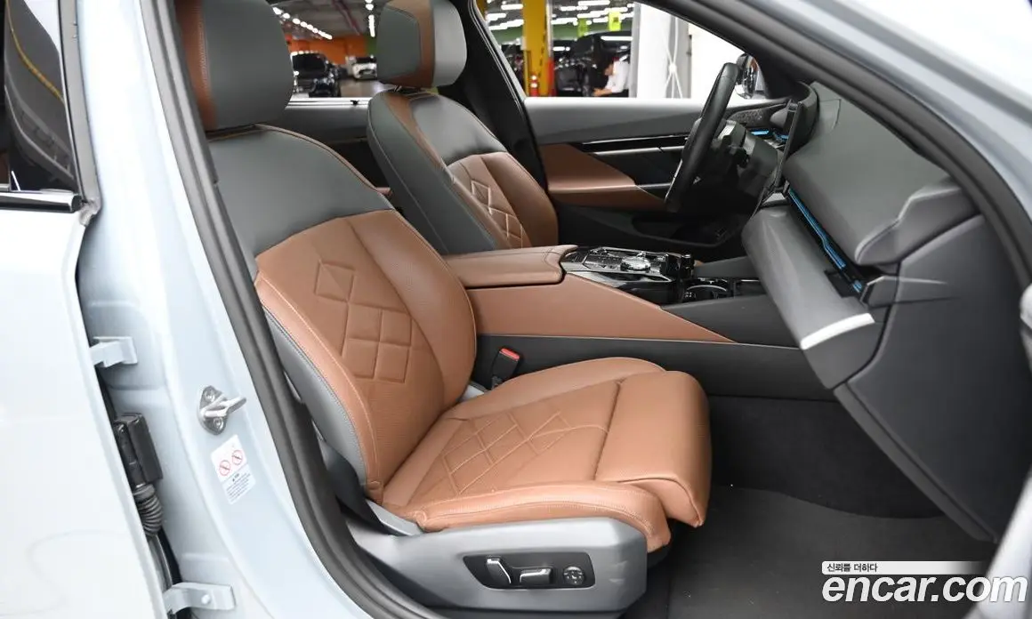 BMW 5 серия 2024 2.0 автомат (гидро), фото 10