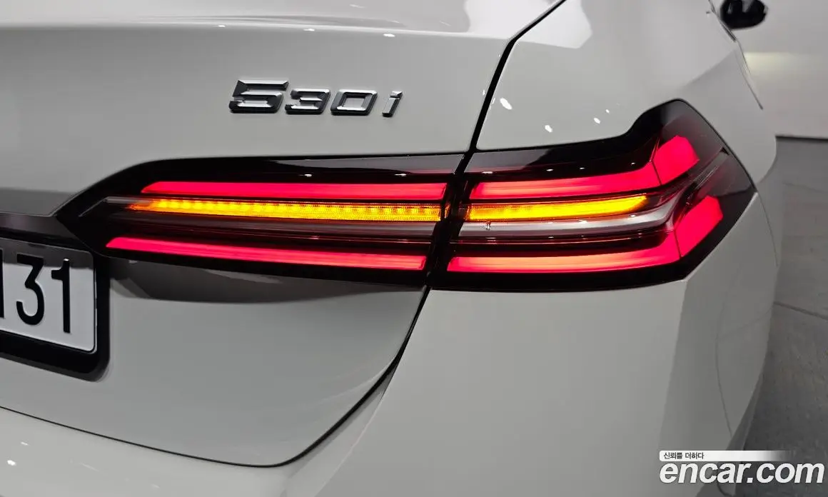 BMW 5 серия 2025 2.0 автомат (гидро), фото 8