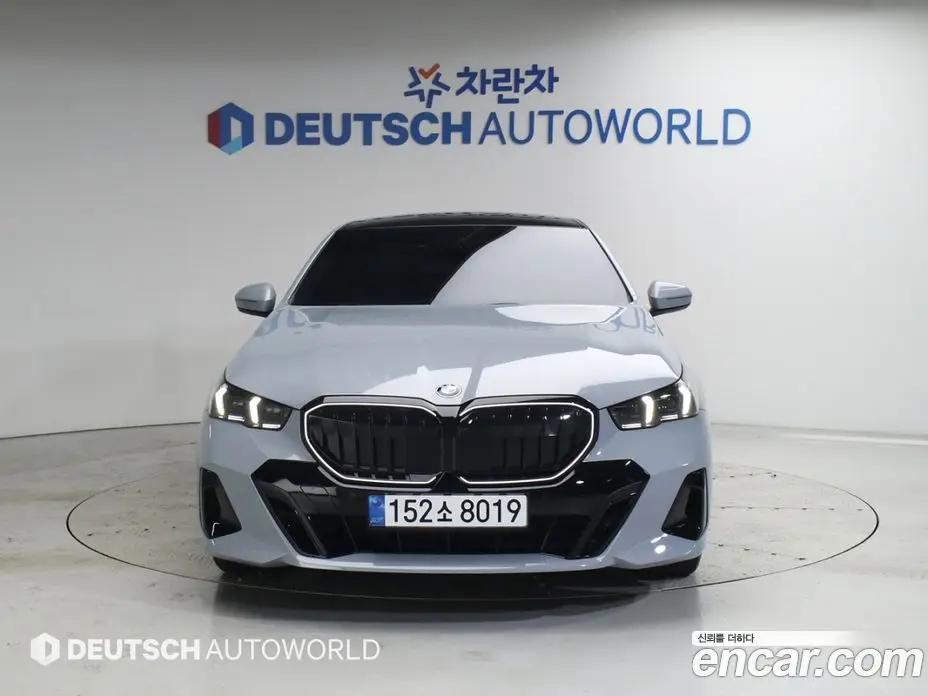 BMW 5 серия 2026 2.0 автомат (гидро), фото 3