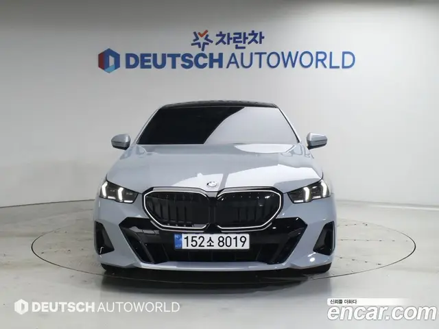BMW 5 серия 2026 2.0 автомат (гидро), миниатюра 3