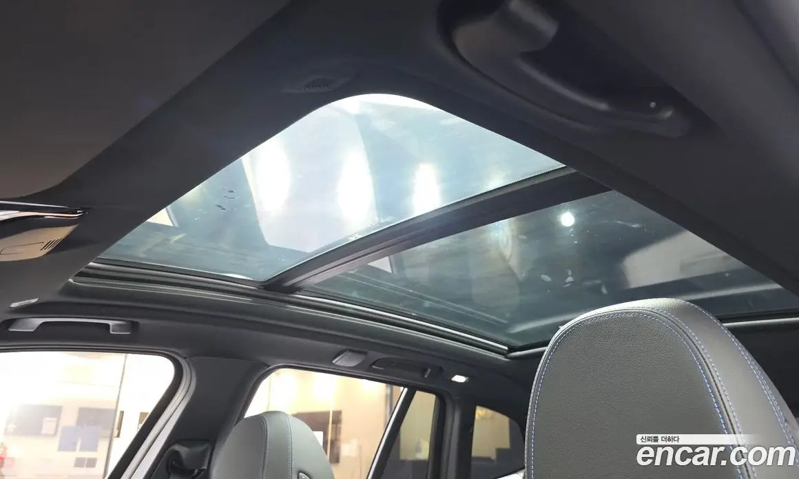 BMW iX3 2025 0.2 автомат (гидро), фото 25