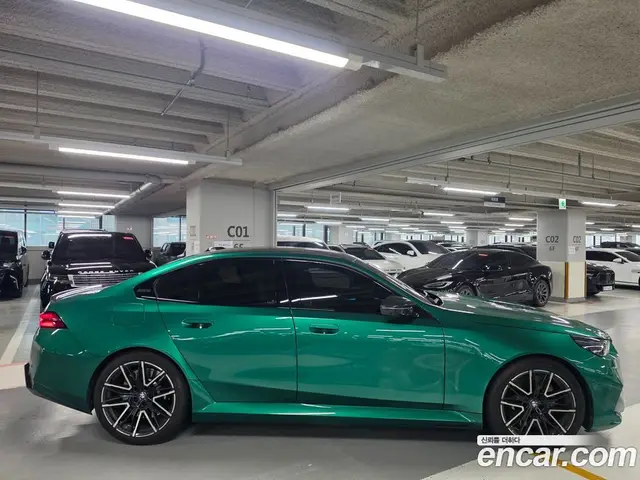 BMW M5 2026 4.4 автомат (гидро), миниатюра 4