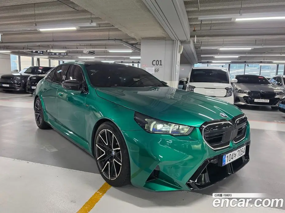 BMW M5 2026 4.4 автомат (гидро), фото 5