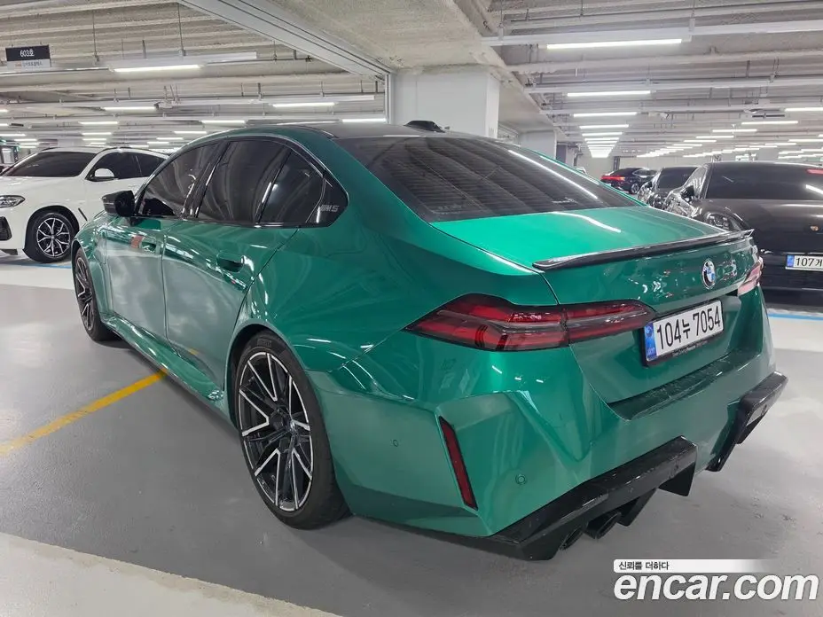 BMW M5 2026 4.4 автомат (гидро), фото 6