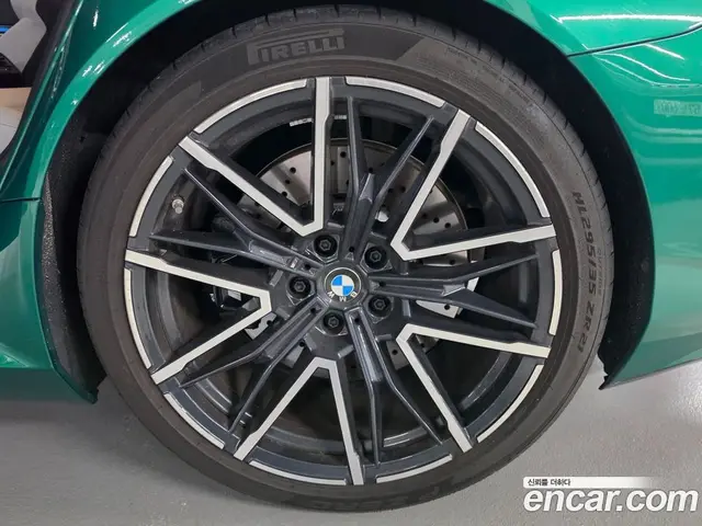 BMW M5 2026 4.4 автомат (гидро), миниатюра 8