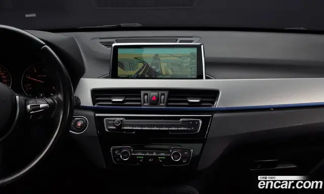 BMW X1 2016 2.0 автомат (гидро), миниатюра 12